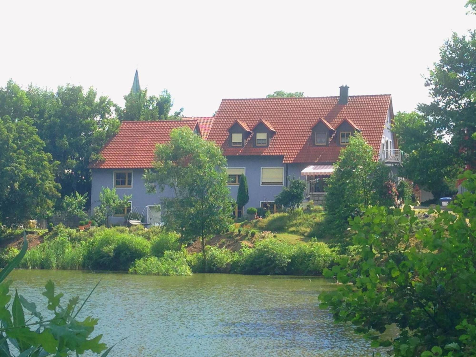 Ferienwohnungen Stahl Pirk Extérieur photo
